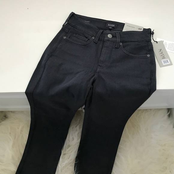 NYDJ Marilyn Straight Jeans In Petite - Picture 3 of 6